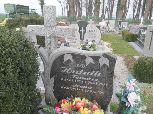 Irena Hutnik 1951 Męcinka - Grobonet - Wyszukiwarka osób pochowanych