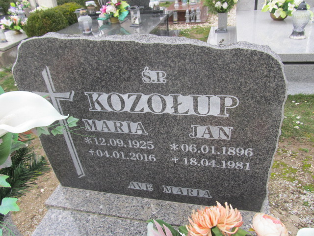 Maria Kozołup 1925 Męcinka - Grobonet - Wyszukiwarka osób pochowanych